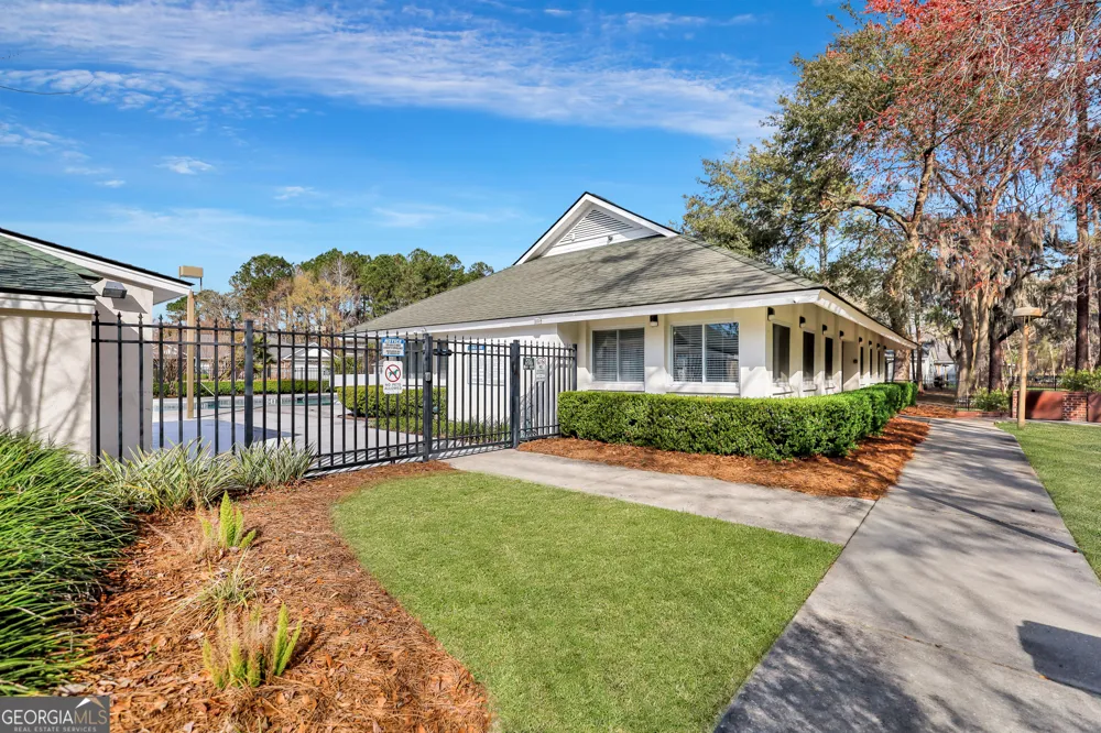 18 Purple Martin LN Savannah, GA 31419