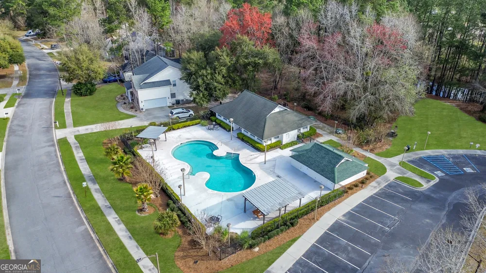 18 Purple Martin LN Savannah, GA 31419