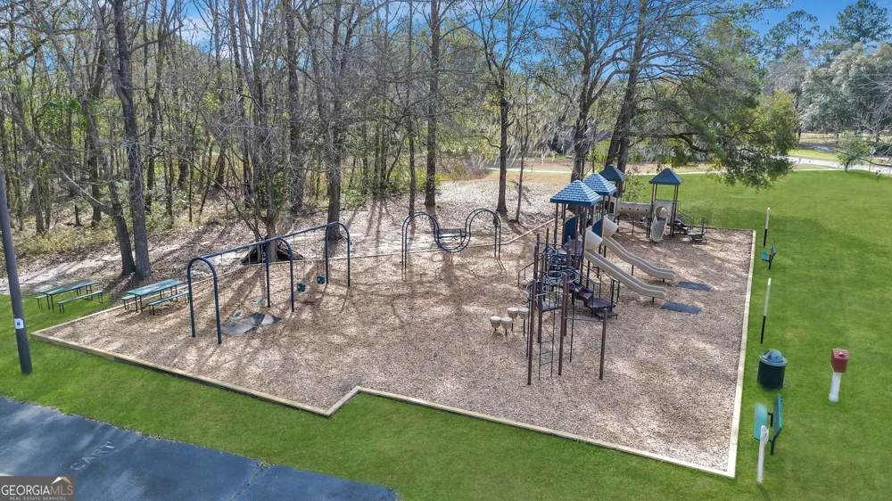 18 Purple Martin LN Savannah, GA 31419