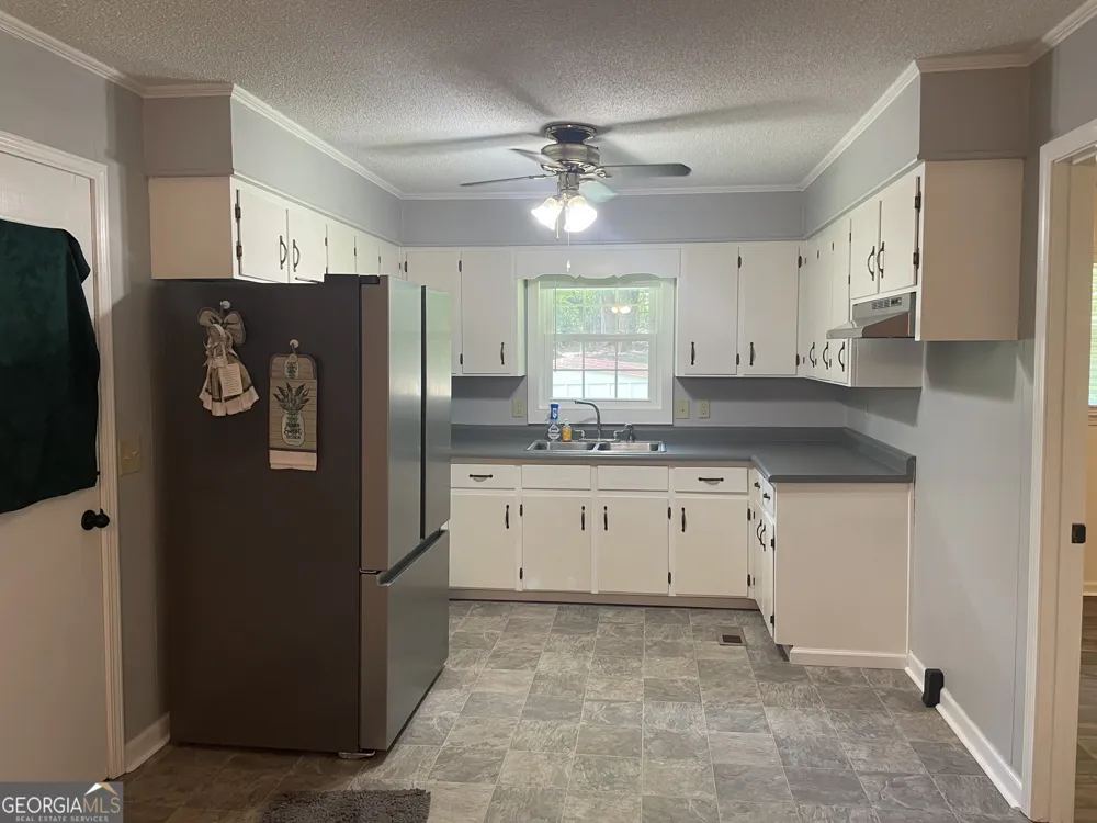 16067 Highway 59 Carnesville, GA 30521