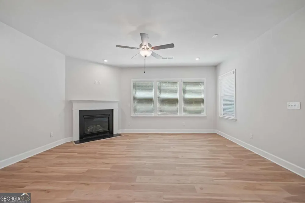 1958 Amaryllis DR Grayson, GA 30017