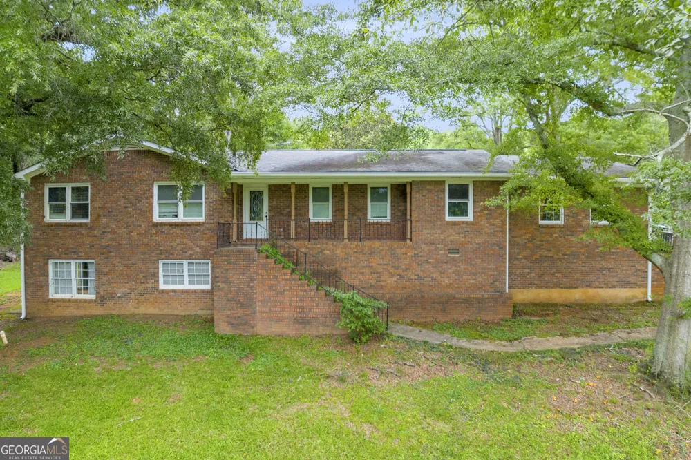 145 Joe Carey RD Winterville, GA 30683