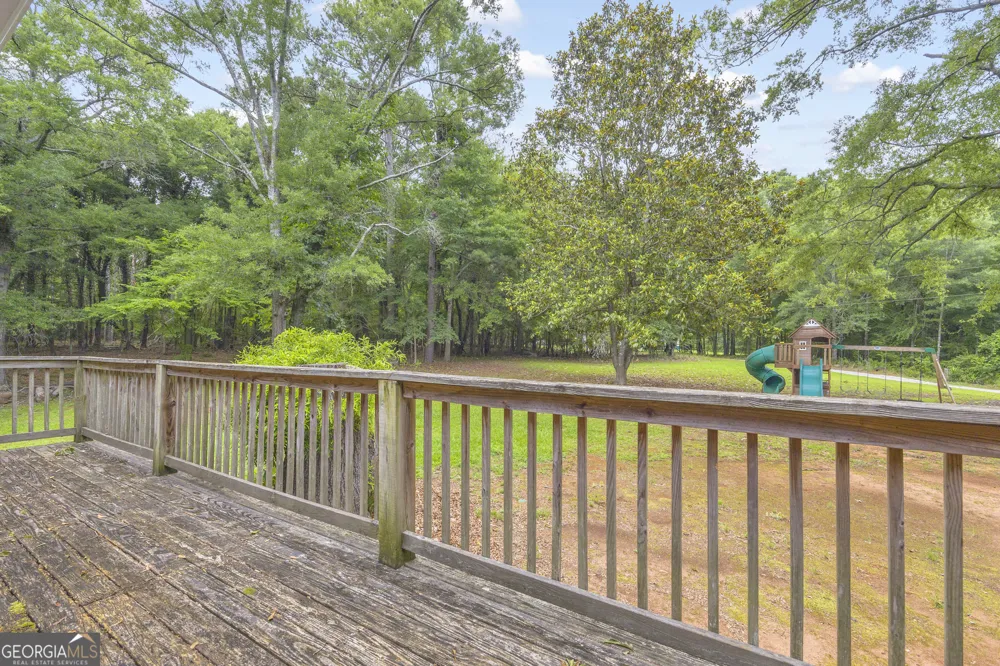 145 Joe Carey RD Winterville, GA 30683
