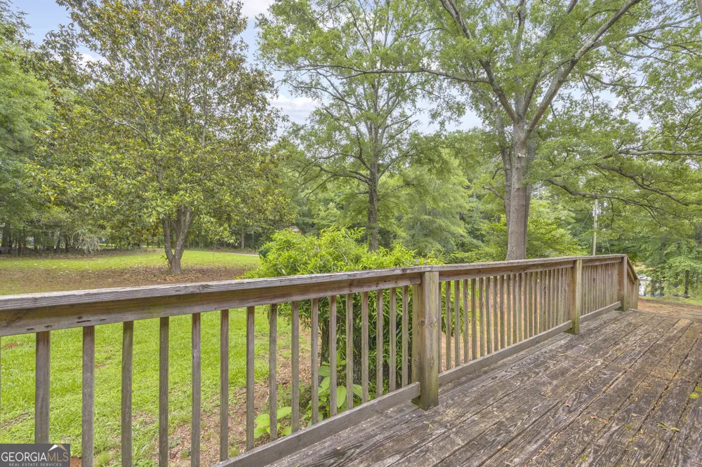 145 Joe Carey RD Winterville, GA 30683