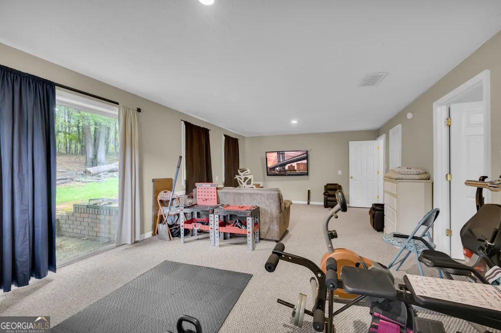 145 Joe Carey RD Winterville, GA 30683