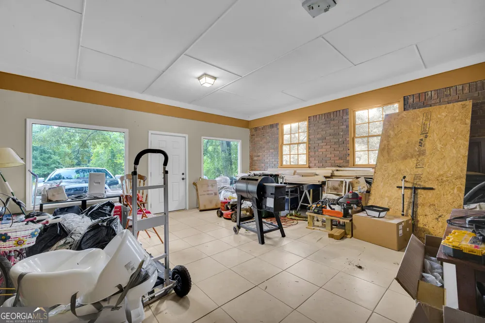 145 Joe Carey RD Winterville, GA 30683