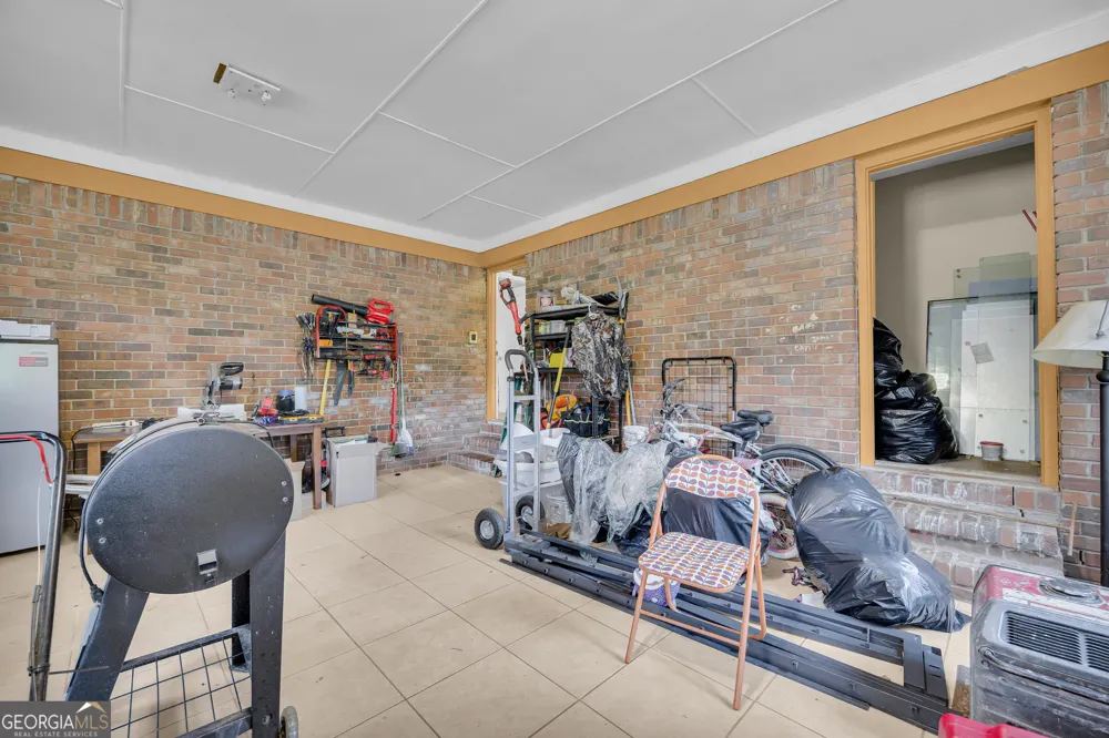 145 Joe Carey RD Winterville, GA 30683