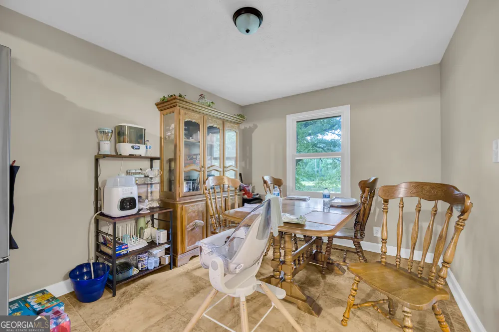 145 Joe Carey RD Winterville, GA 30683