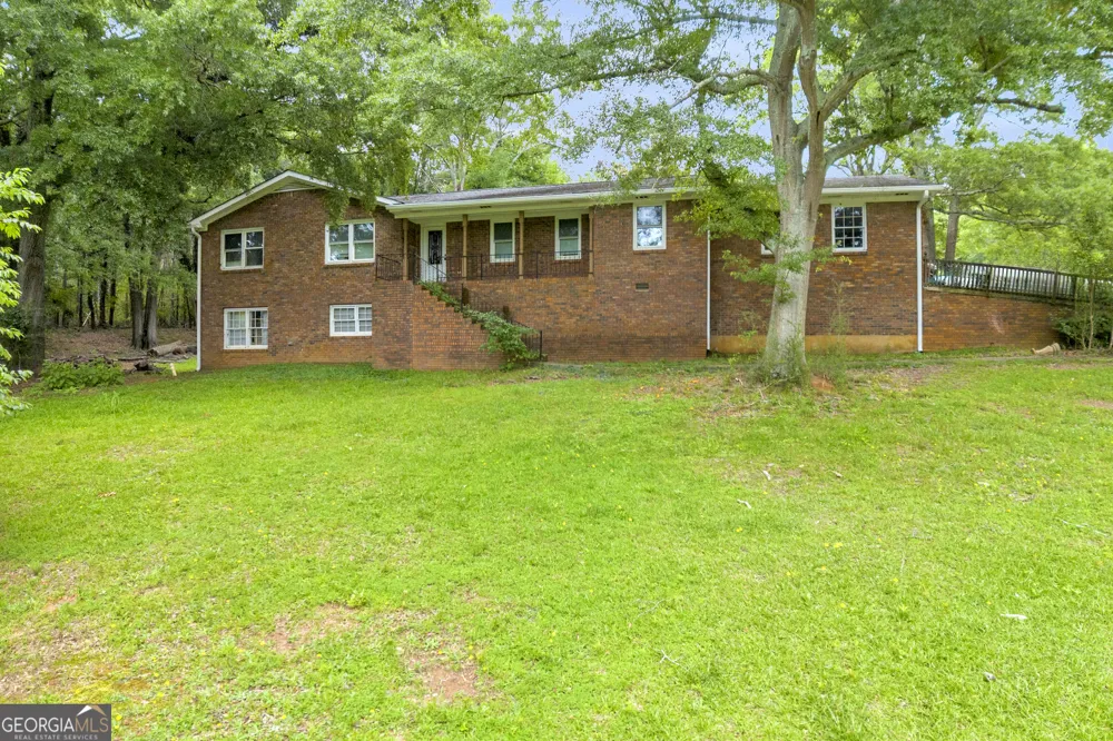 145 Joe Carey RD Winterville, GA 30683