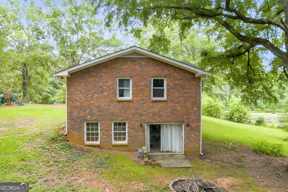 145 Joe Carey RD Winterville, GA 30683