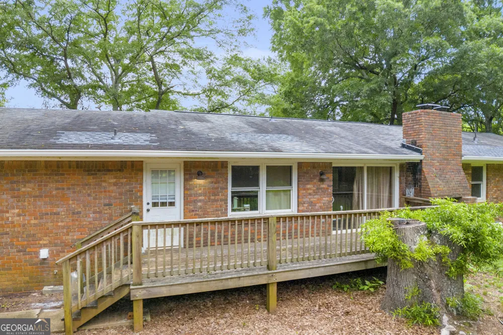 145 Joe Carey RD Winterville, GA 30683