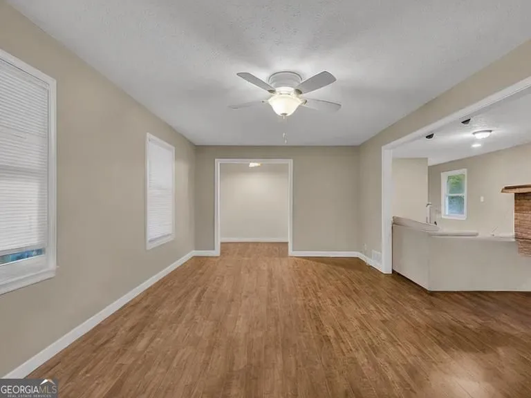 145 Joe Carey RD Winterville, GA 30683