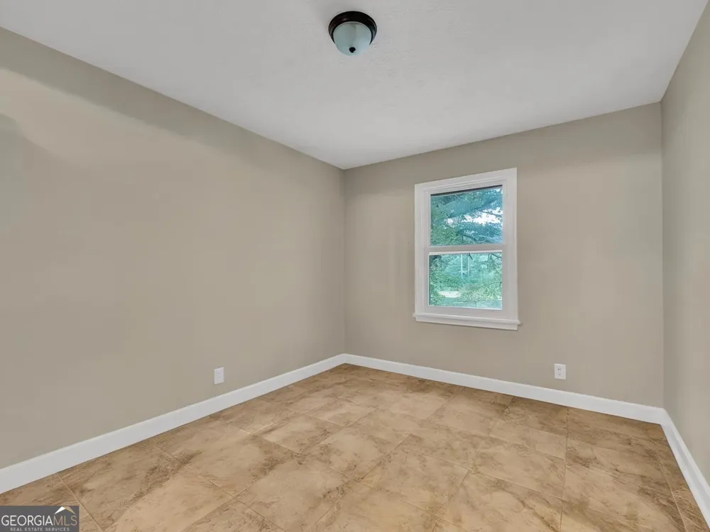 145 Joe Carey RD Winterville, GA 30683