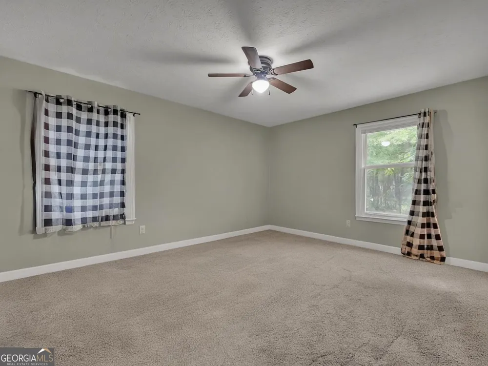 145 Joe Carey RD Winterville, GA 30683