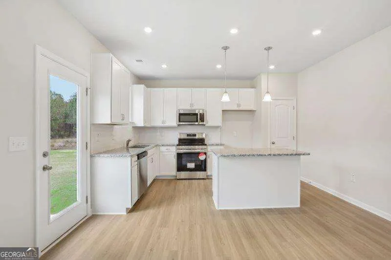 230 Jagee DR Byron, GA 31008