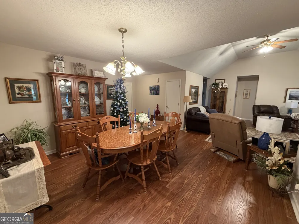 1331 Carl DR Thomson, GA 30824