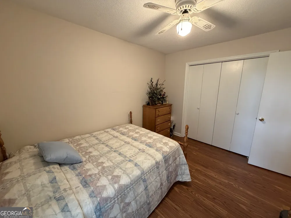 1331 Carl DR Thomson, GA 30824