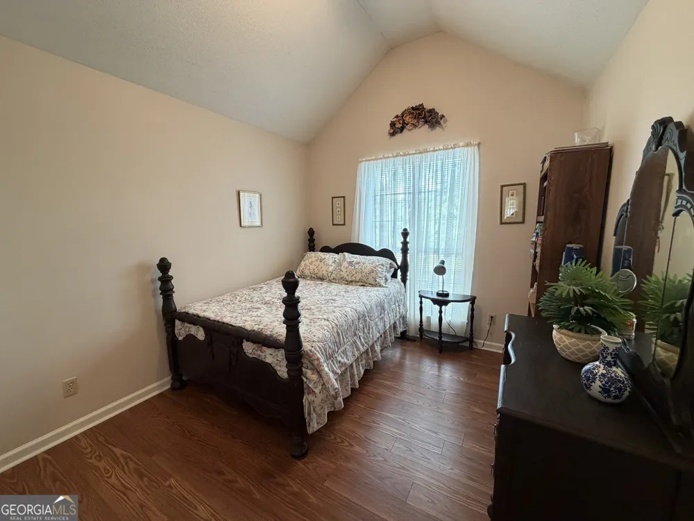 1331 Carl DR Thomson, GA 30824
