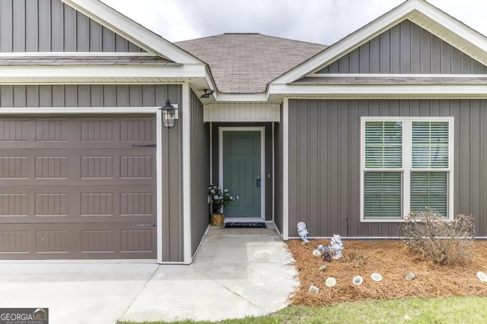 10 Cole DR Hawkinsville, GA 31036