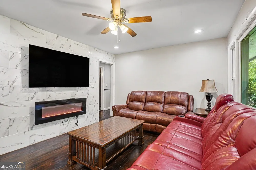 5633 Cypress DR Forest Park, GA 30297