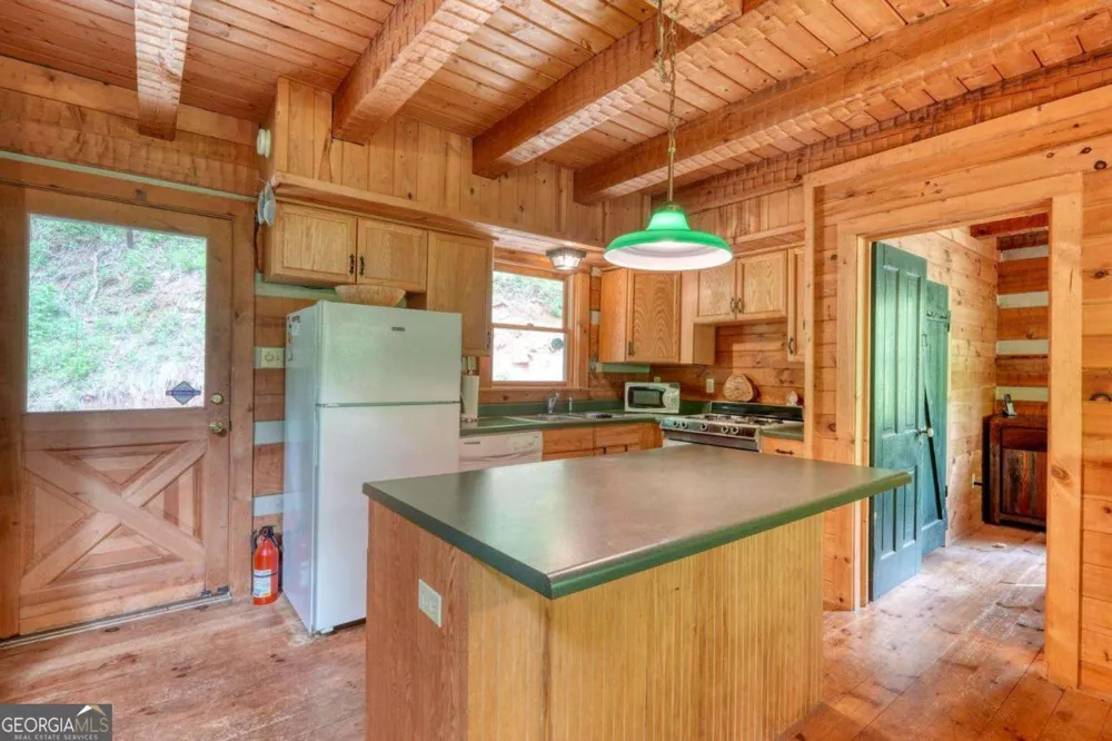 180 Dream Catcher CV Hayesville, NC 28904