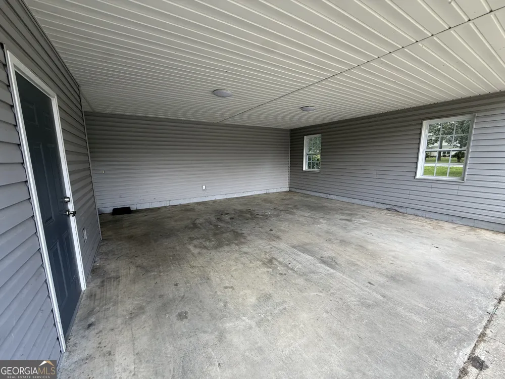 136 Trinity RD Dublin, GA 31021