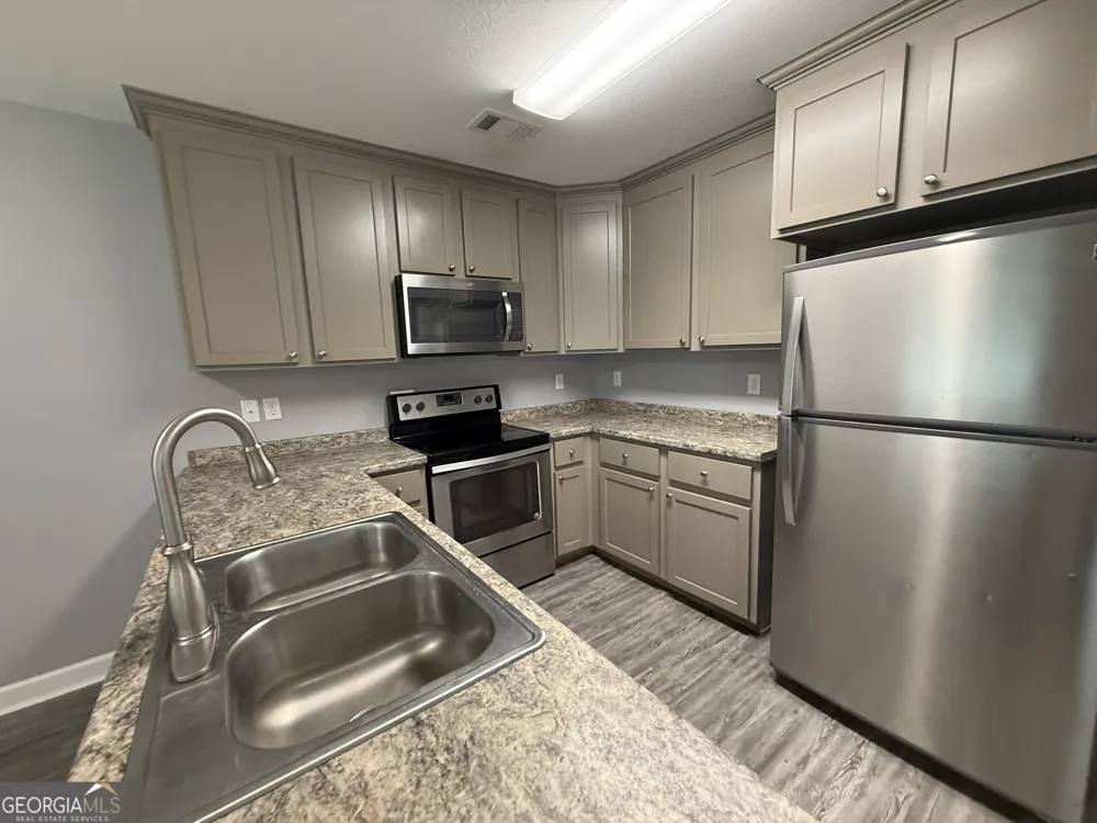 136 Trinity RD Dublin, GA 31021