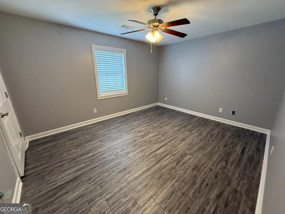 136 Trinity RD Dublin, GA 31021