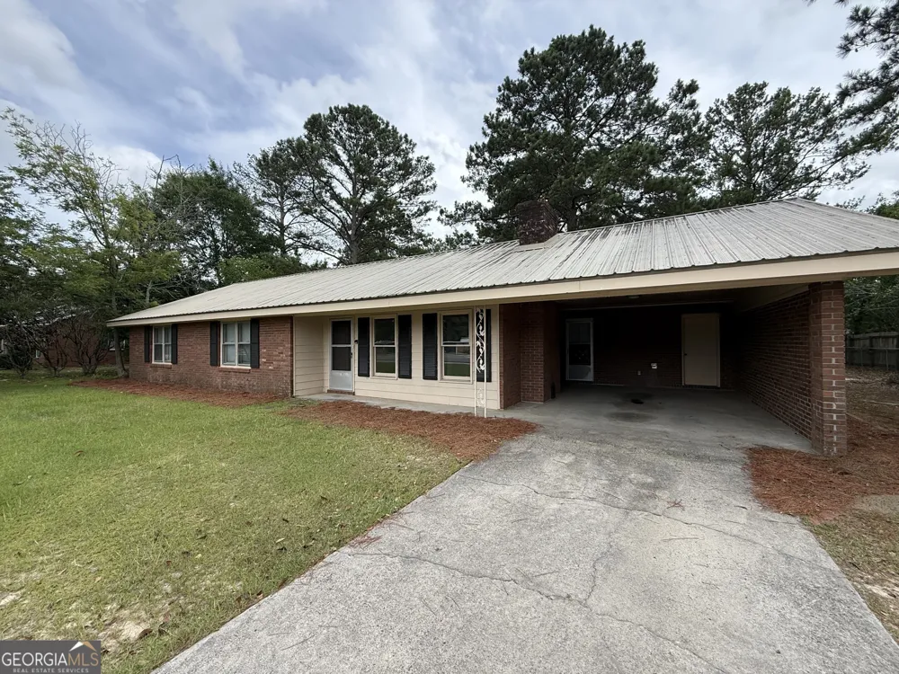 602 Hillcrest PKWY Dublin, GA 31021