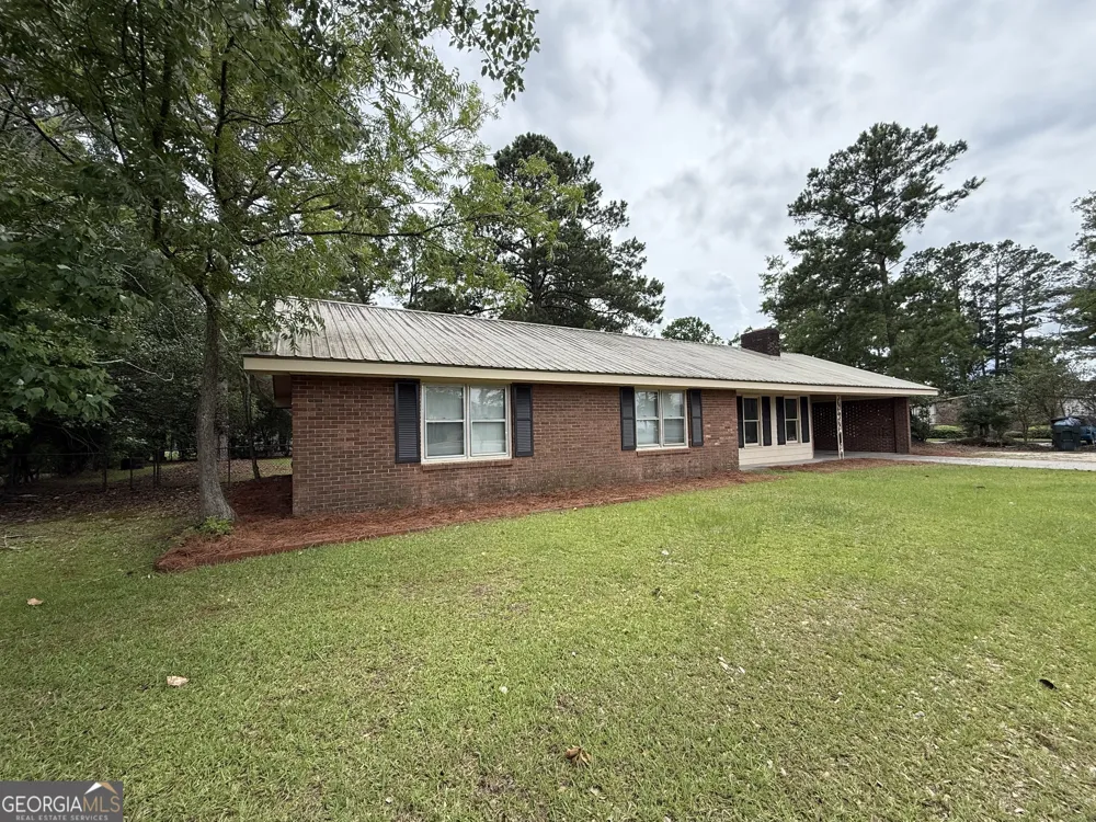 602 Hillcrest PKWY Dublin, GA 31021