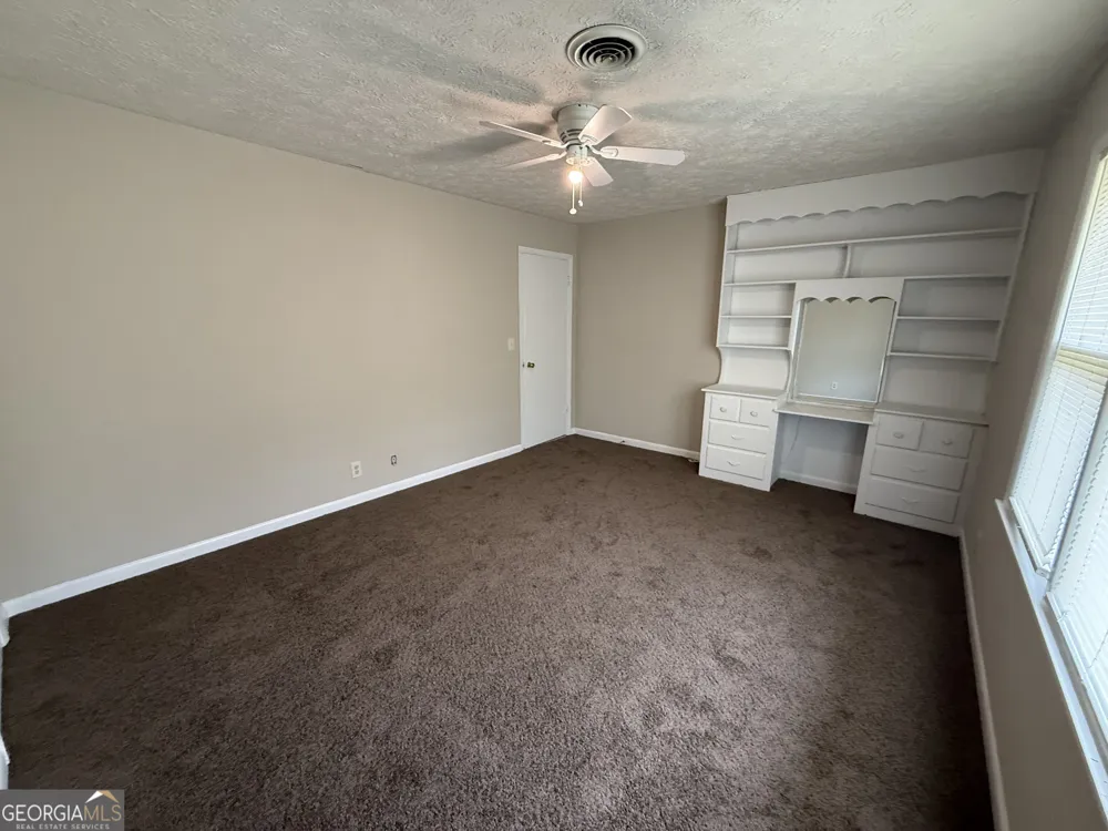 602 Hillcrest PKWY Dublin, GA 31021