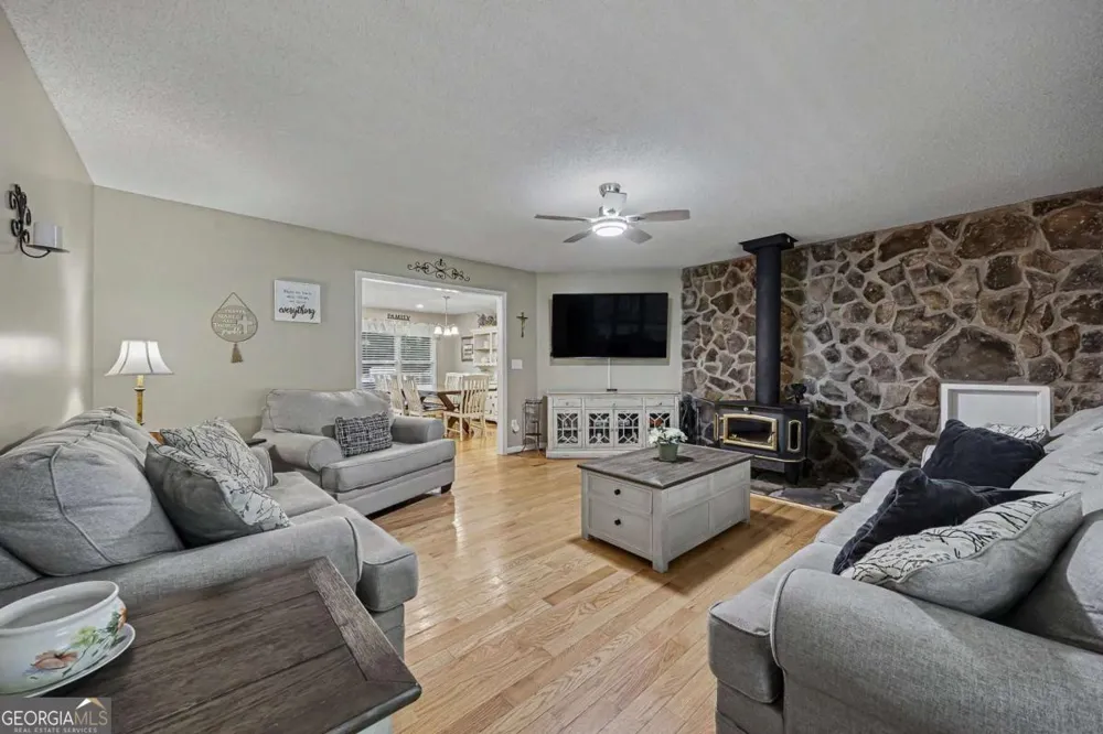 2717 Upper Sweetwater TRL SE White, GA 30184