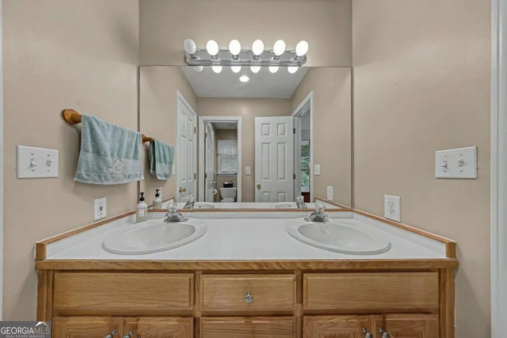 2717 Upper Sweetwater TRL SE White, GA 30184