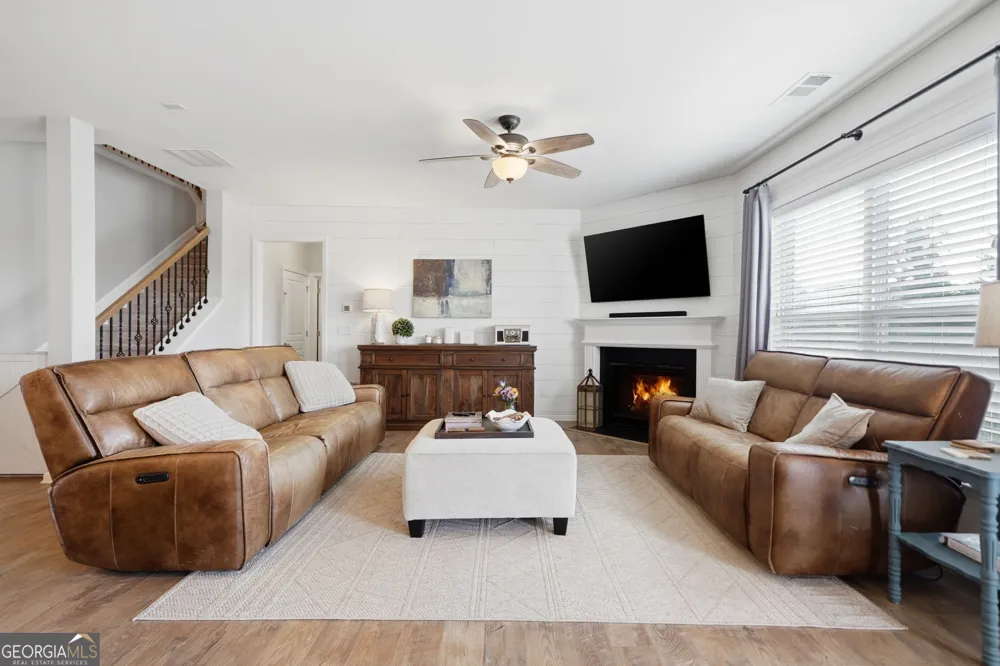 416 Timberleaf RD Canton, GA 30115