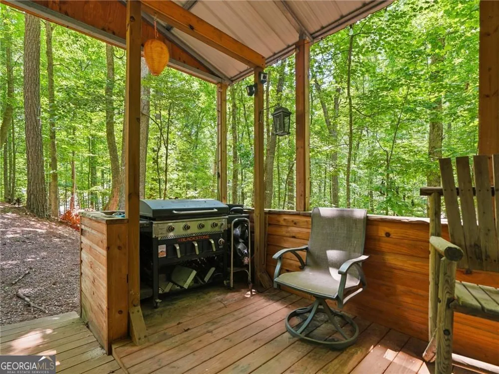 104 13th ST Ellijay, GA 30540