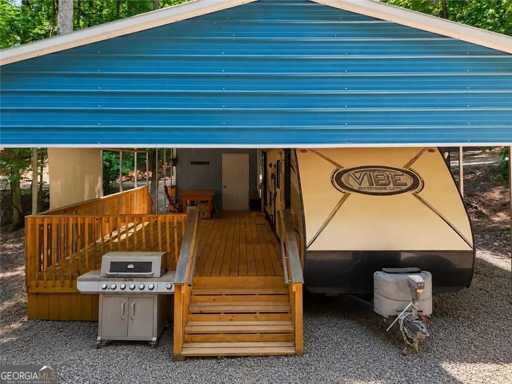 104 13th ST Ellijay, GA 30540