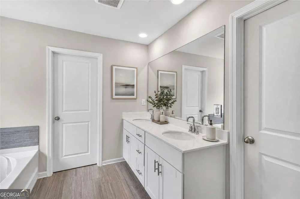 4161 Dean Grove WAY Loganville, GA 30052
