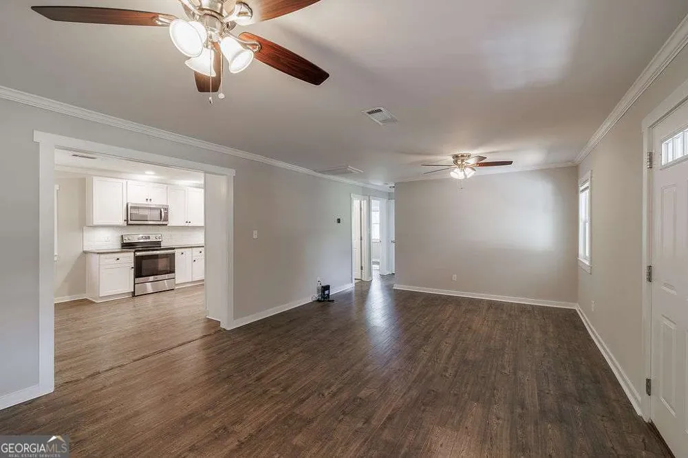 391 Gober RD Bishop, GA 30621