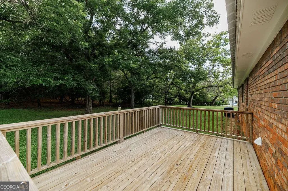 391 Gober RD Bishop, GA 30621