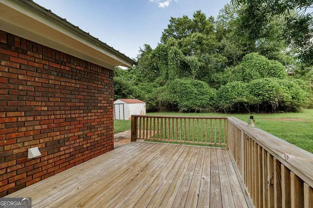 391 Gober RD Bishop, GA 30621