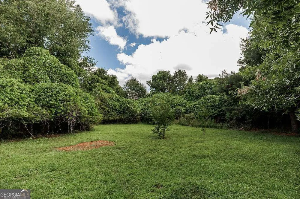 391 Gober RD Bishop, GA 30621