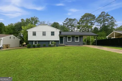 6005 Randy LN
