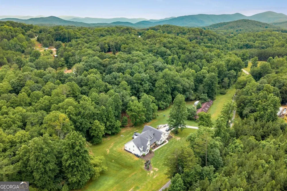 1485 Duffy Grizzle RD Dahlonega, GA 30533