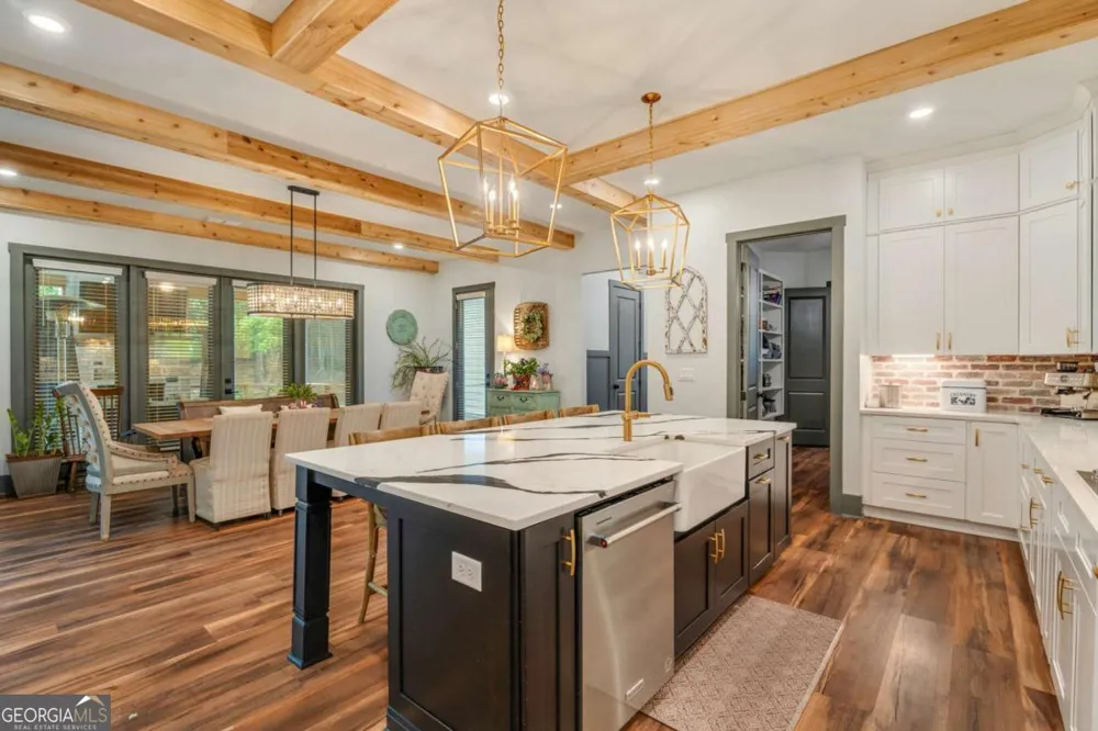 1485 Duffy Grizzle RD Dahlonega, GA 30533