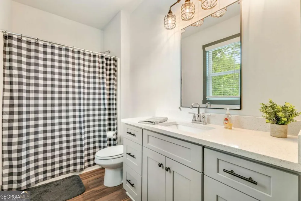 1485 Duffy Grizzle RD Dahlonega, GA 30533