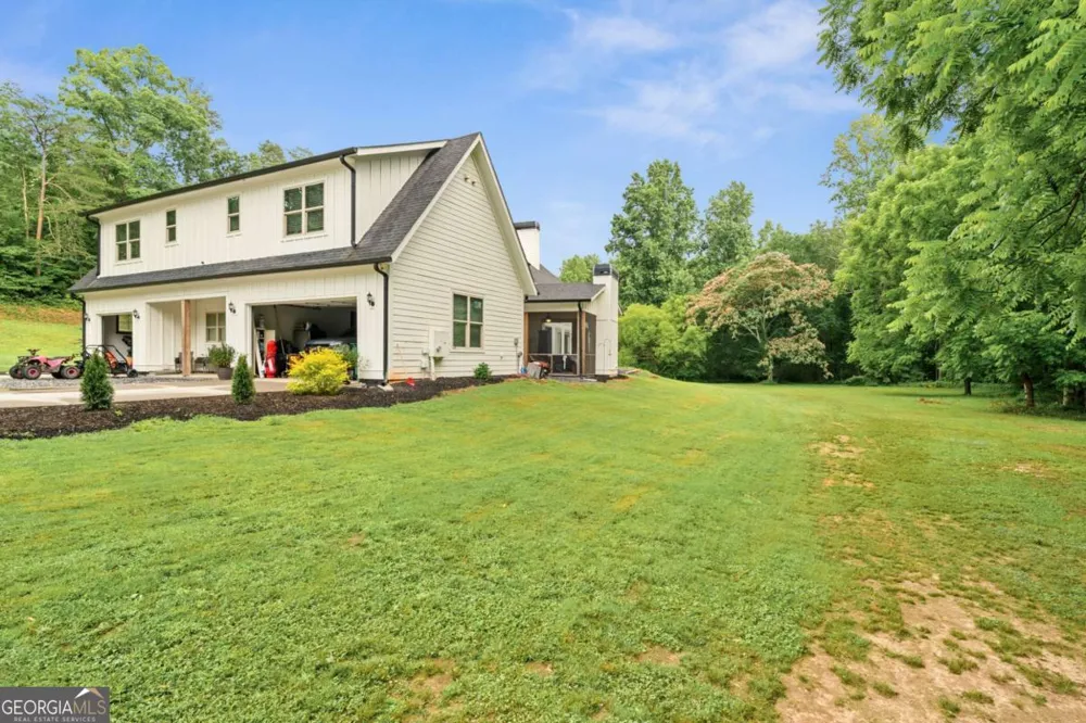 1485 Duffy Grizzle RD Dahlonega, GA 30533