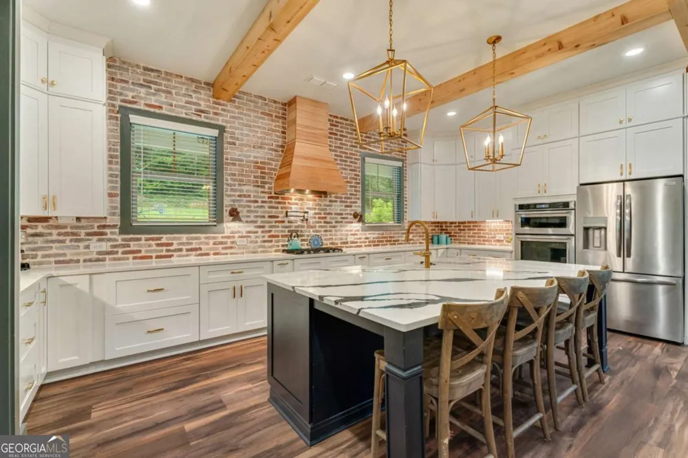 1485 Duffy Grizzle RD Dahlonega, GA 30533