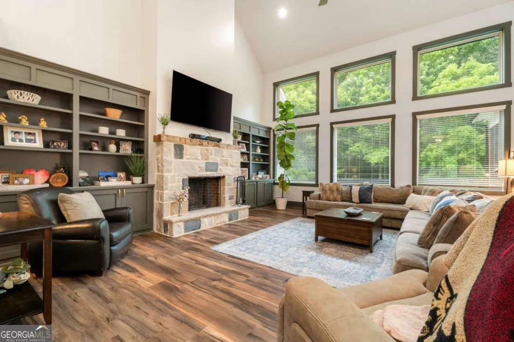 1485 Duffy Grizzle RD Dahlonega, GA 30533