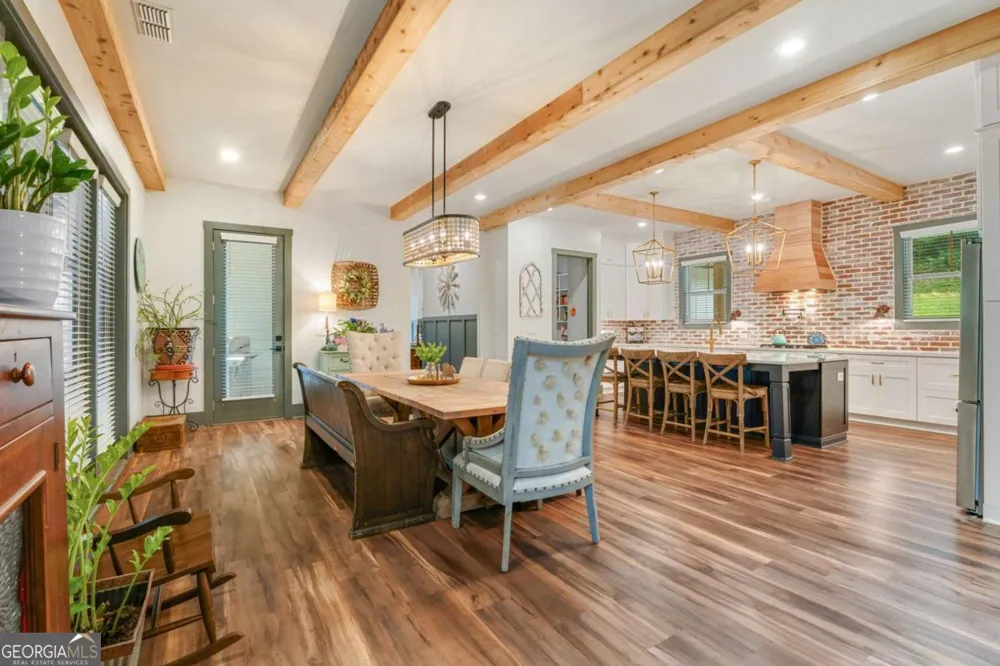 1485 Duffy Grizzle RD Dahlonega, GA 30533
