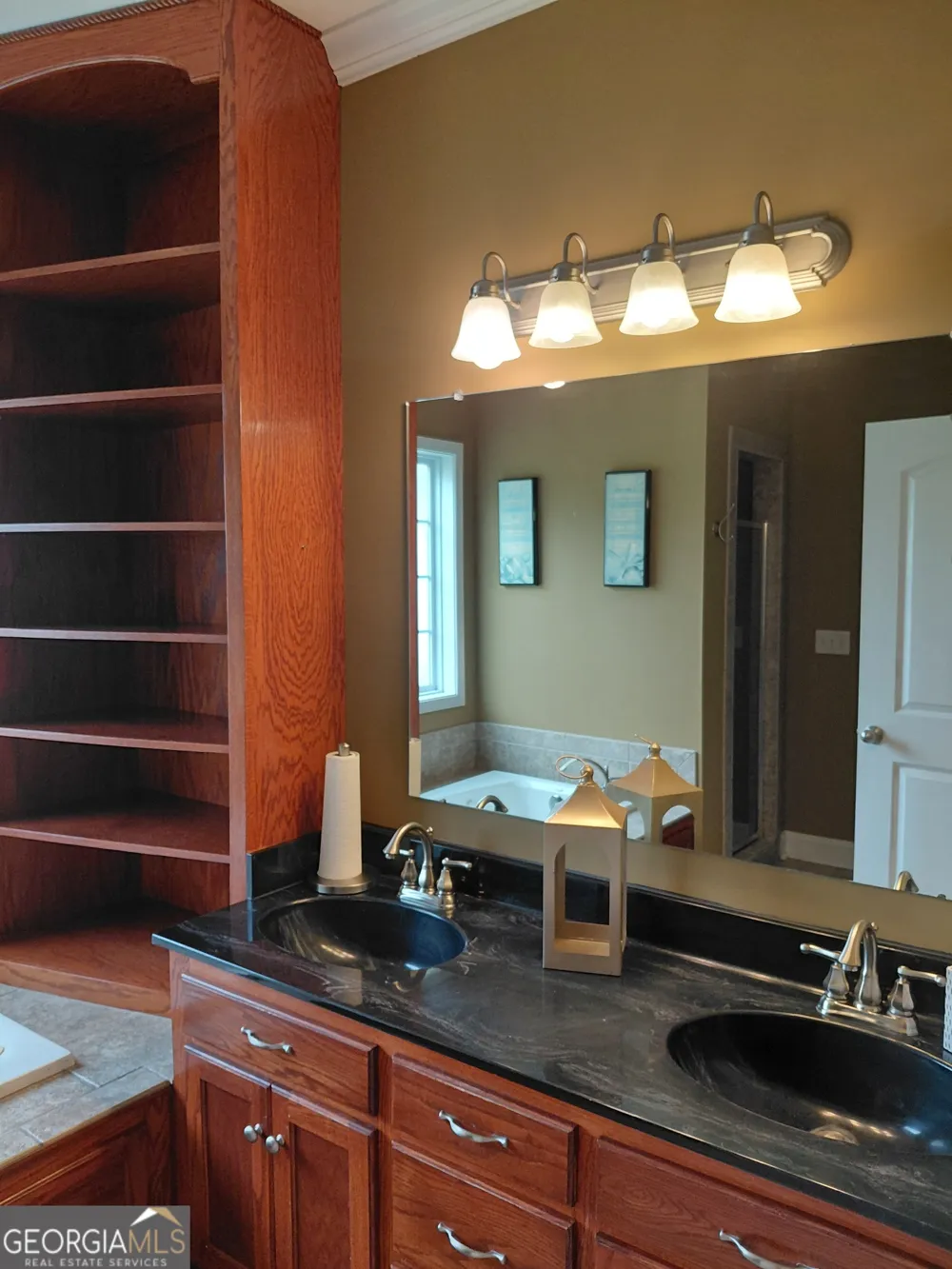 585 Live Oak Way WAY Dublin, GA 31021